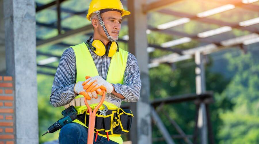 Professional gutter cleaning in Queen Creek, AZ